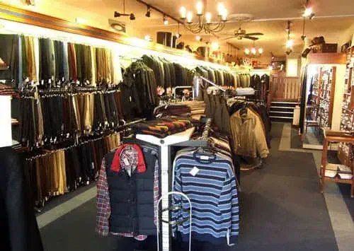 بهترین مراکز خرید پوشاک در مشهد
